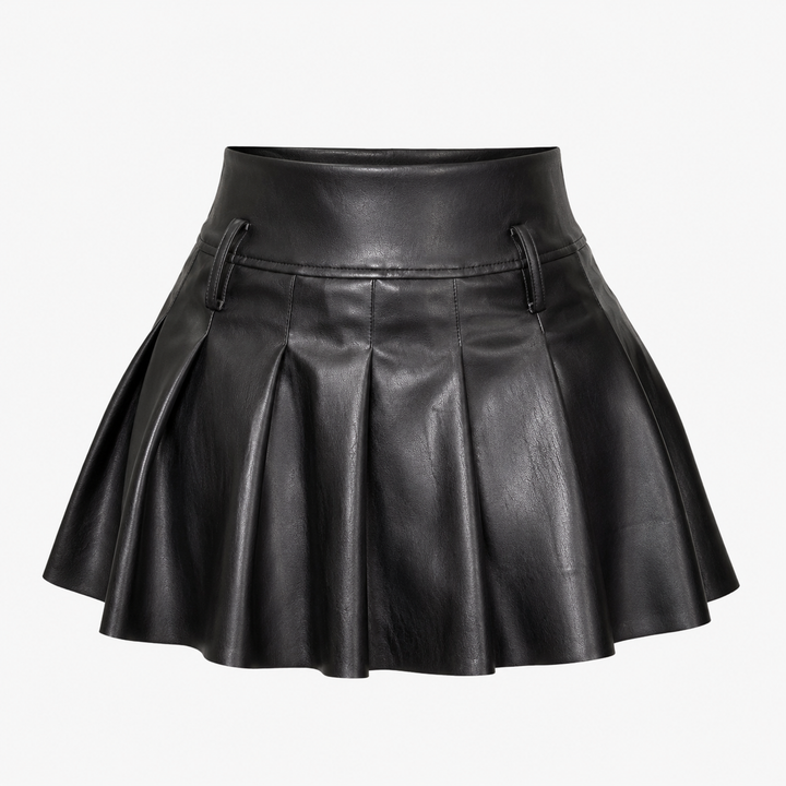 SB wrinkle leather skirt.